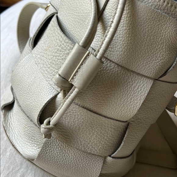 Woven Leather Bucket Bag - Cream - Picture 6 of 7
